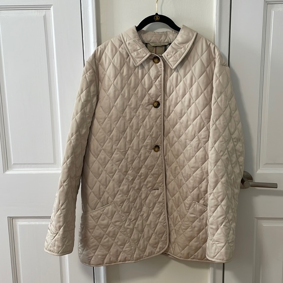 Burberry Jackets & Blazers - Burberry quilted jacket
